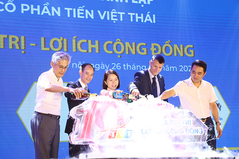 Tiến Việt Thái kỷ niệm 10 năm thành lập