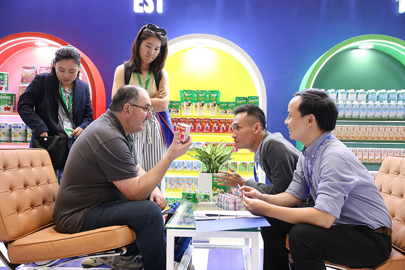 Vietnam International Sourcing Expo 2024 Vinamilk