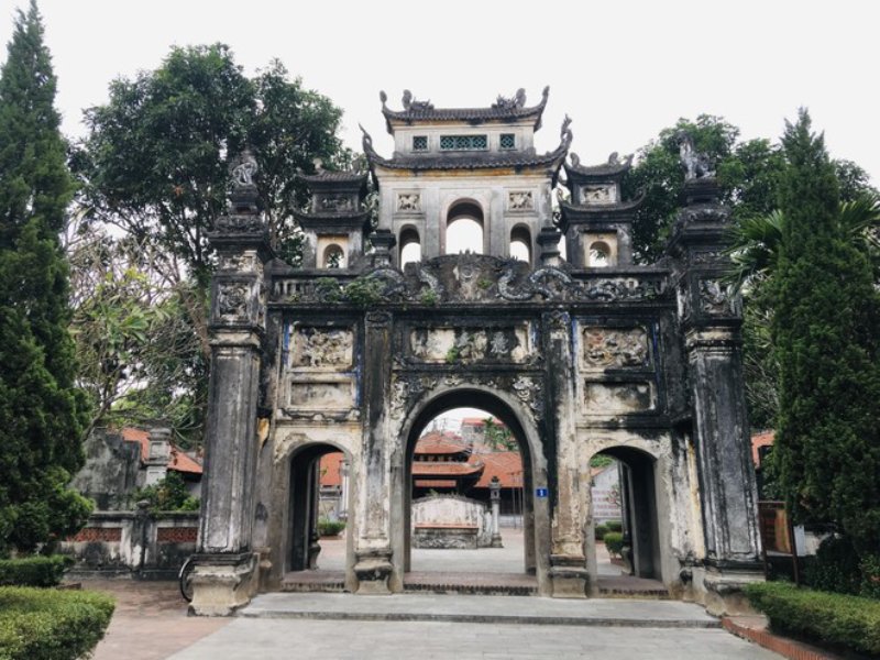 làng rắn Lệ Mật