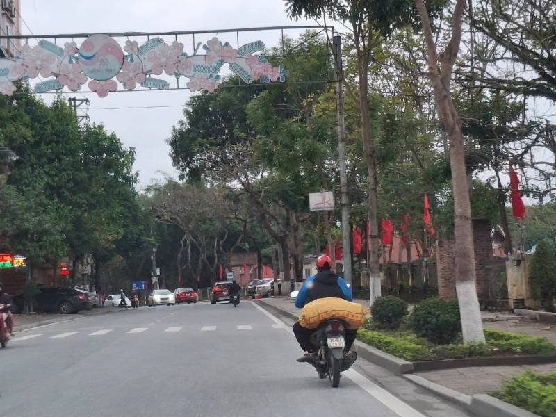 buôn lậu qua cửa khẩu