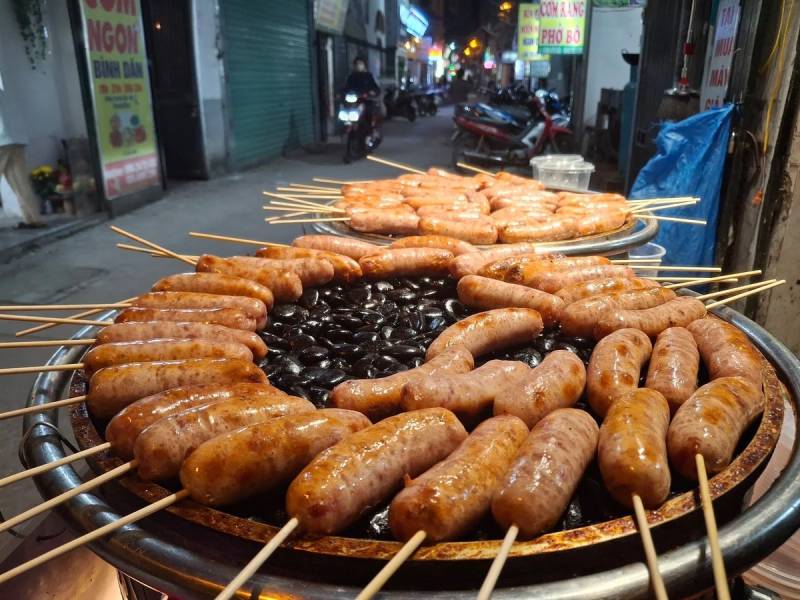 tổng kho lạp xưởng