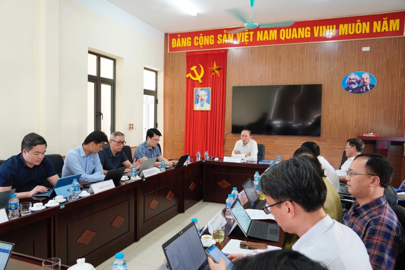 quy trình tiêm vaccine ASF