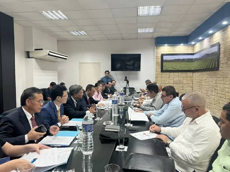 hợp tác Cuba