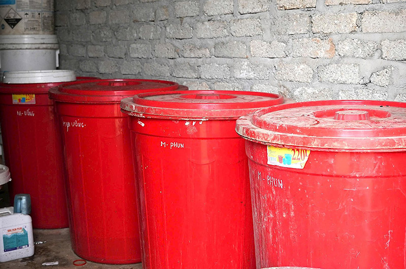 nuôi gà chuồng lạnh