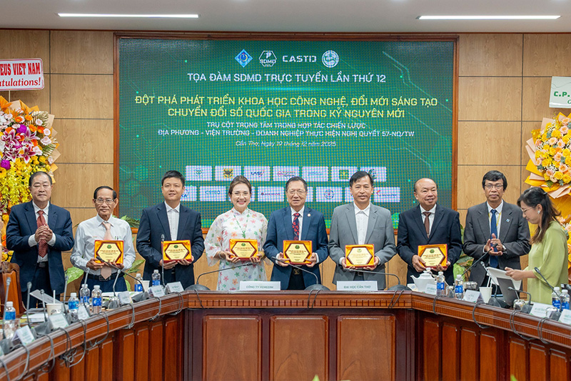 Đại học Cần Thơ và Vemedim