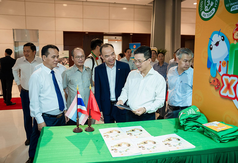 C.P. Việt Nam hội nghị khoa học