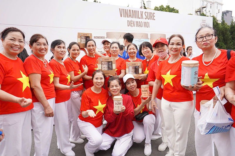 3.000 người cao tuổi Hà Nội đồng diễn