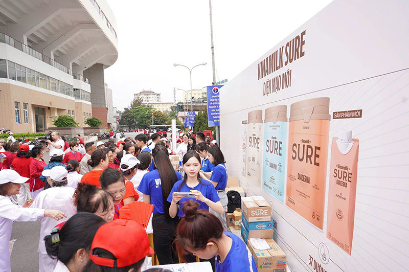 3.000 người cao tuổi Hà Nội đồng diễn