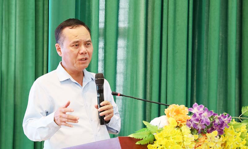 chẩn đoán bệnh mới nổi, tái nổi ở gia súc