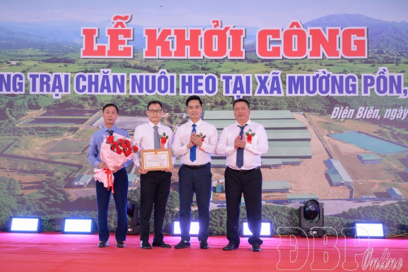 Trang trại chăn nuôi heo tại xã Mường Pồn