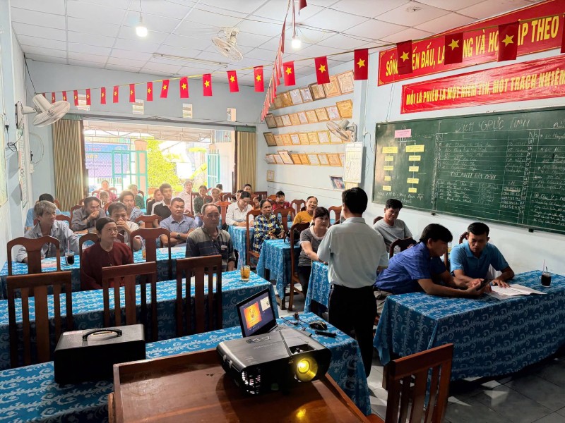 Nuôi gà bổ sung thảo dược
