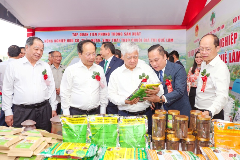 Quế Lâm Lam Hồng
